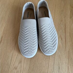 Sonoma Women's Cream Flats